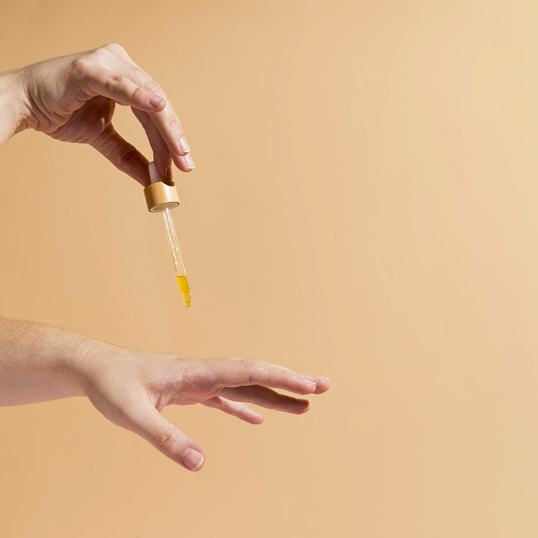 Huile v&eacute;g&eacute;tale soin des mains